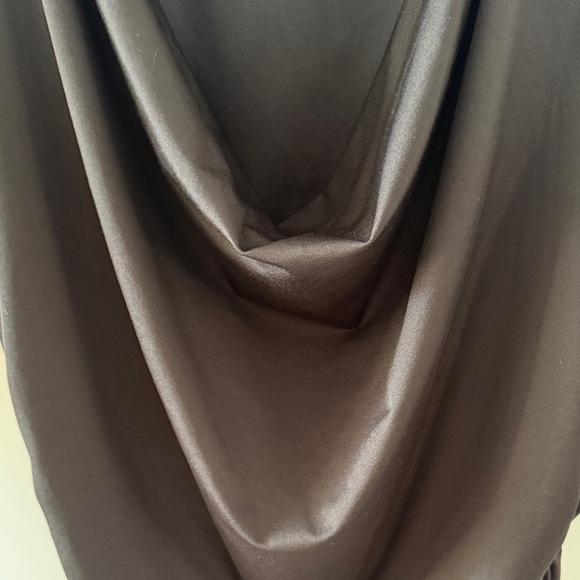 H&M BLACK DRAPE TOP - Picture 3 of 7